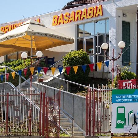 Pensiunea Basarabia Motel Onesti Dış mekan fotoğraf